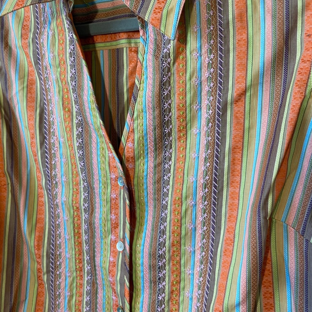 Robert Graham Women's‎ Button Up Long Sleeve Multicolor Striped Blouse Top - Picture 4 of 8